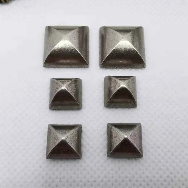 10/15MM Vintage Silver Pyramid Studs Punk Gothic Rivets 30 Pack
