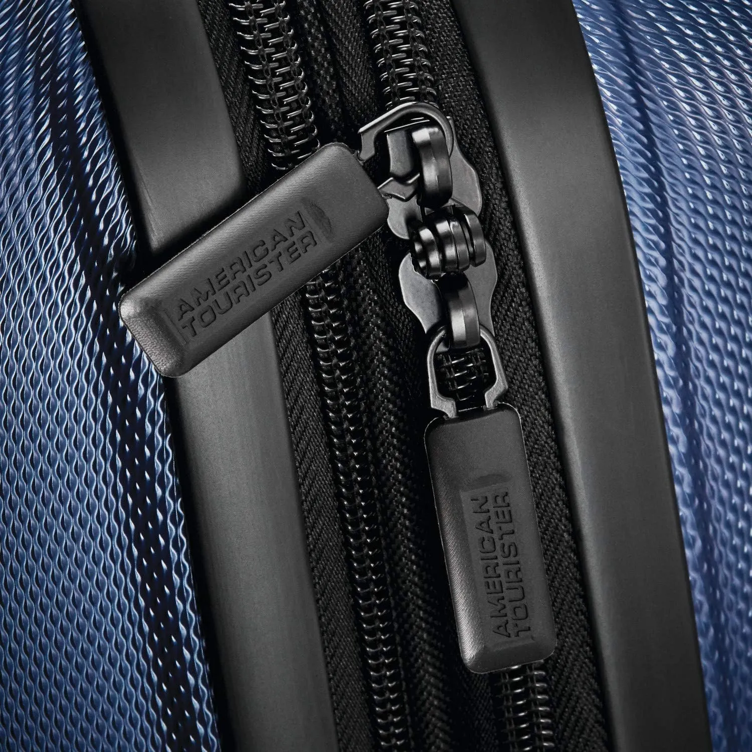 American Tourister Moonlight Hardside Expandable Luggage with Spinner Wheels, Navy, 3-Piece Set (21/24/28)