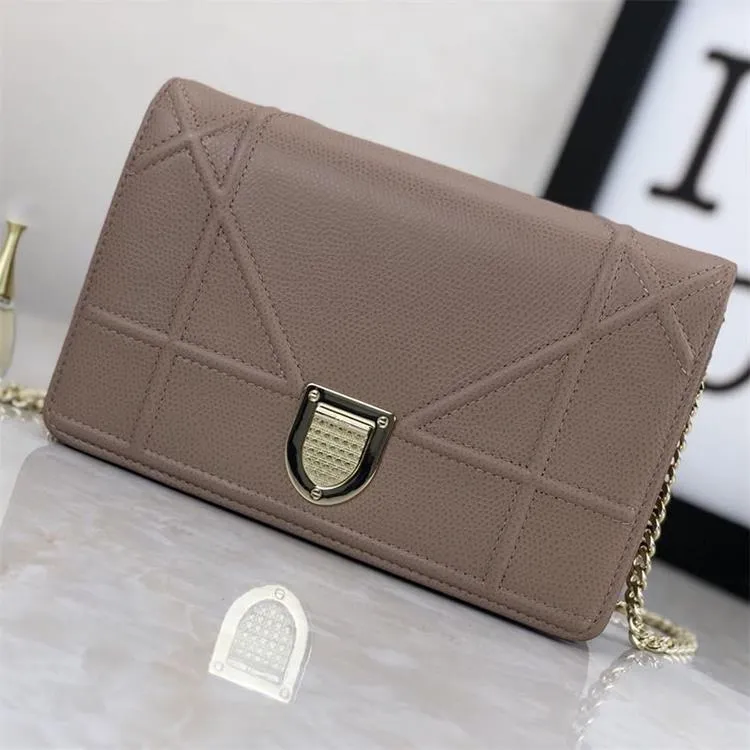 Bag Women New Leather Messenger Bag Chain Small Square Bag Cowhide Original Shoulder Bag Luxury Goods Source