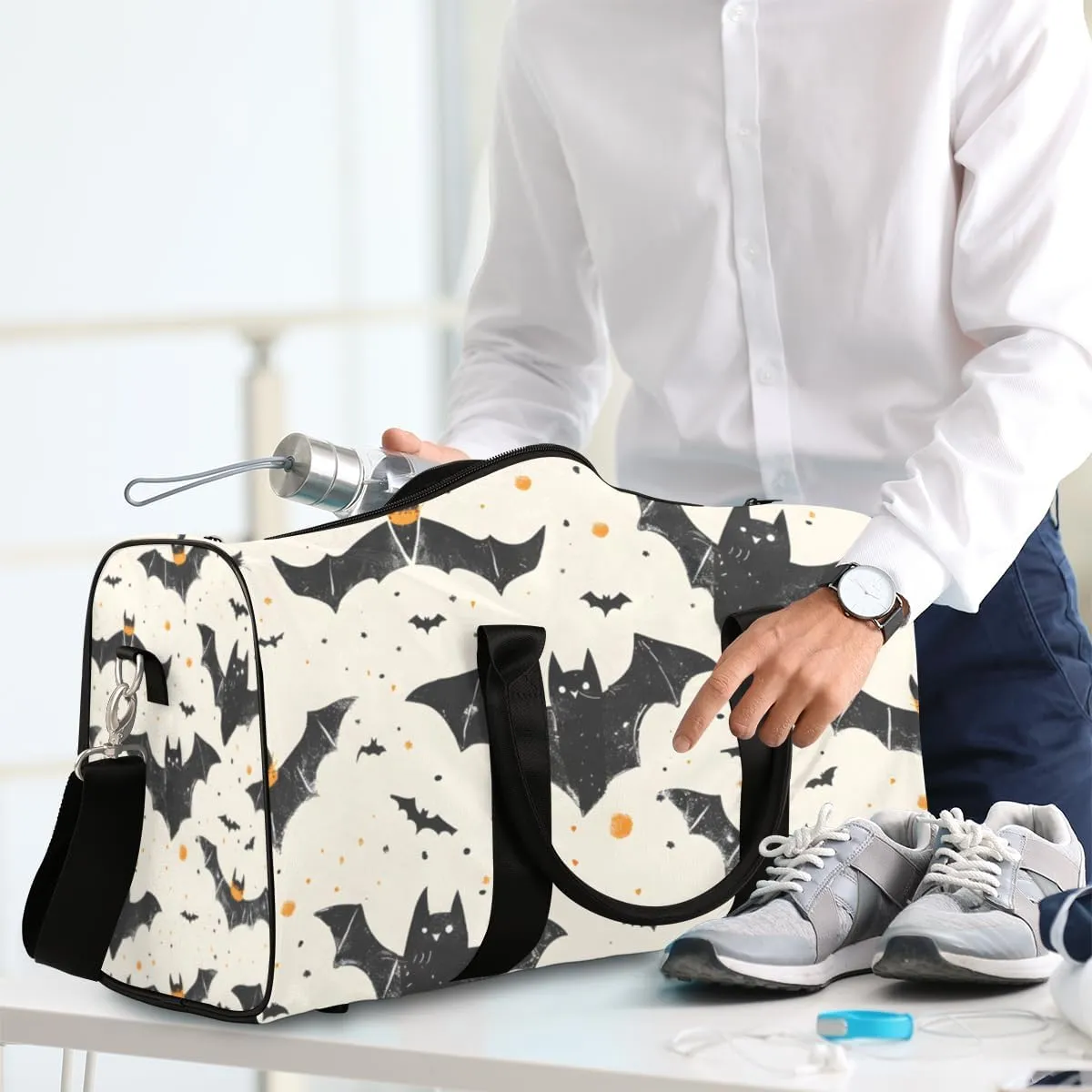 Halloween Bat Travel Duffle Bag for Women Men Gym Duffel Foldable Bag Waterproof Weekender Scary Black Duffle Tote