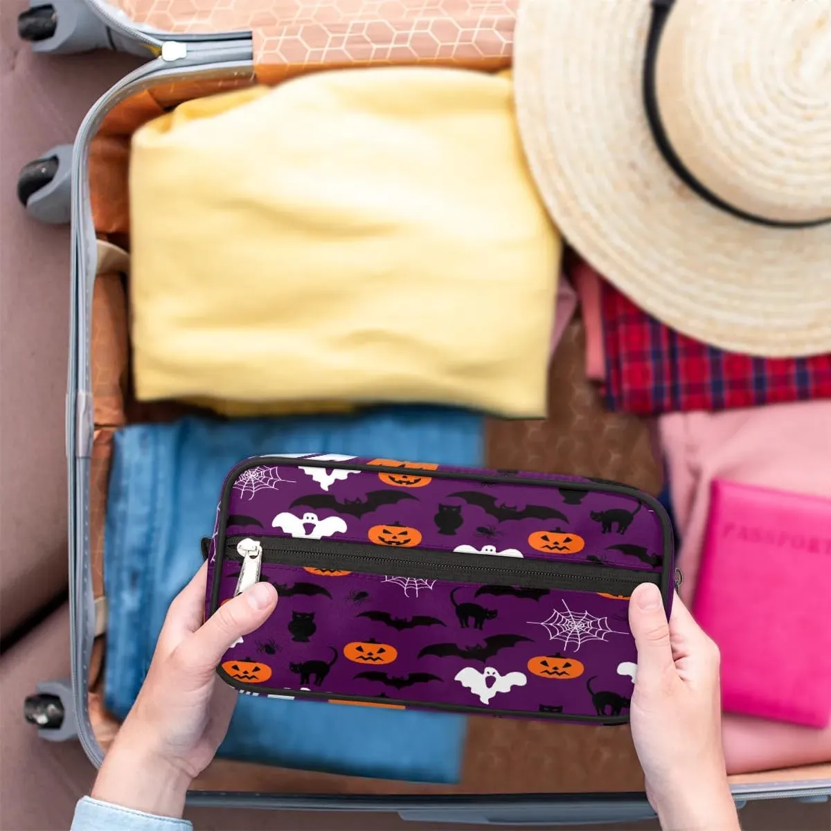 Halloween Pumpkin Bat Theme Travel Toiletry Bag for Women Men Small Cosmetic Makeup Organizer Water Resistant Shaving Bag Portable Make Up Bag Storage Bags with Handle