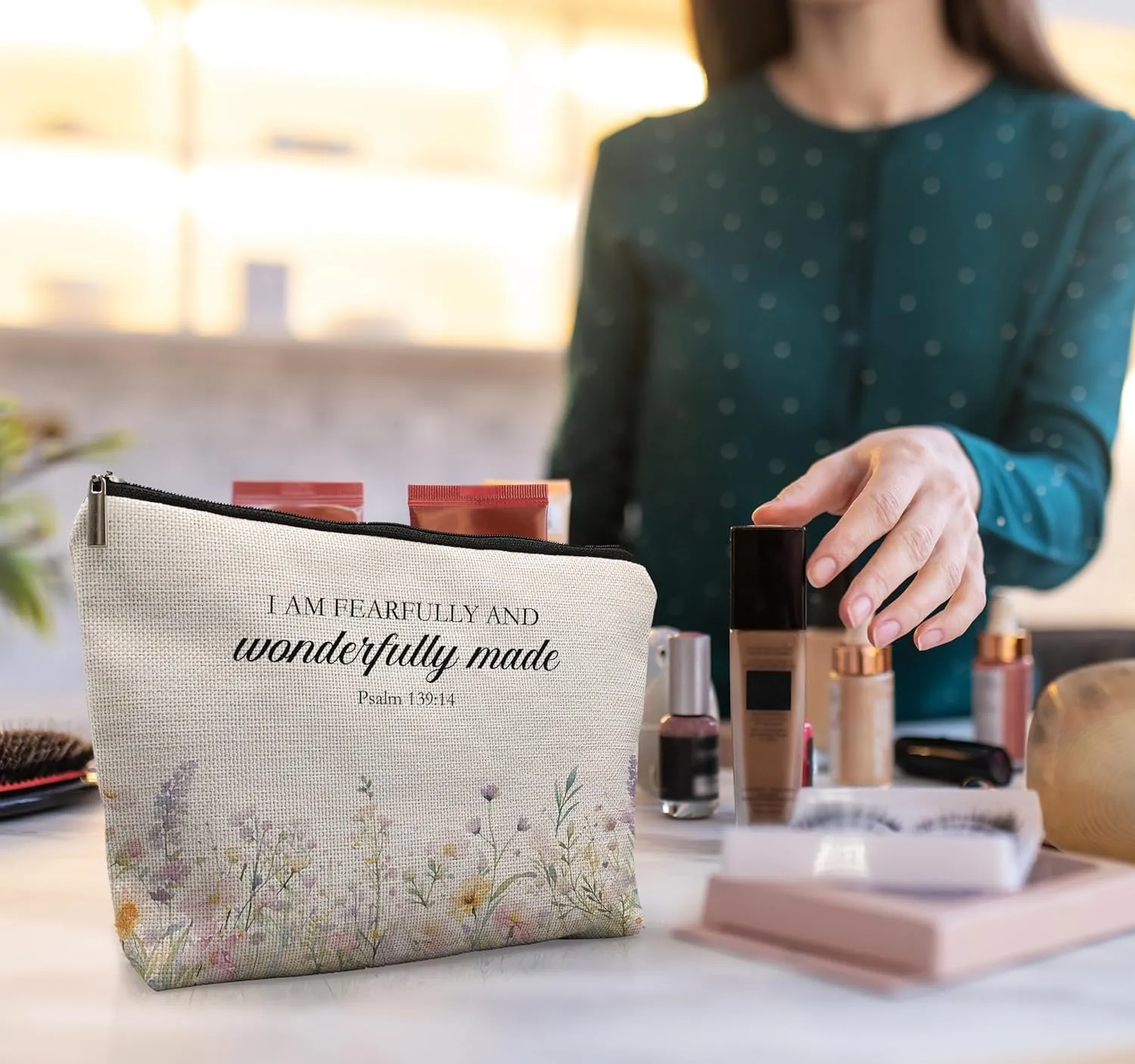 Inspirational Christian Makeup Cosmetic Bag - Christian Gifts for Women Faith, Fearfully and Wonderfully Made Bible Scripture Gifts Cosmetic Bag for Women, Floral Small Makeup Bag for Purse