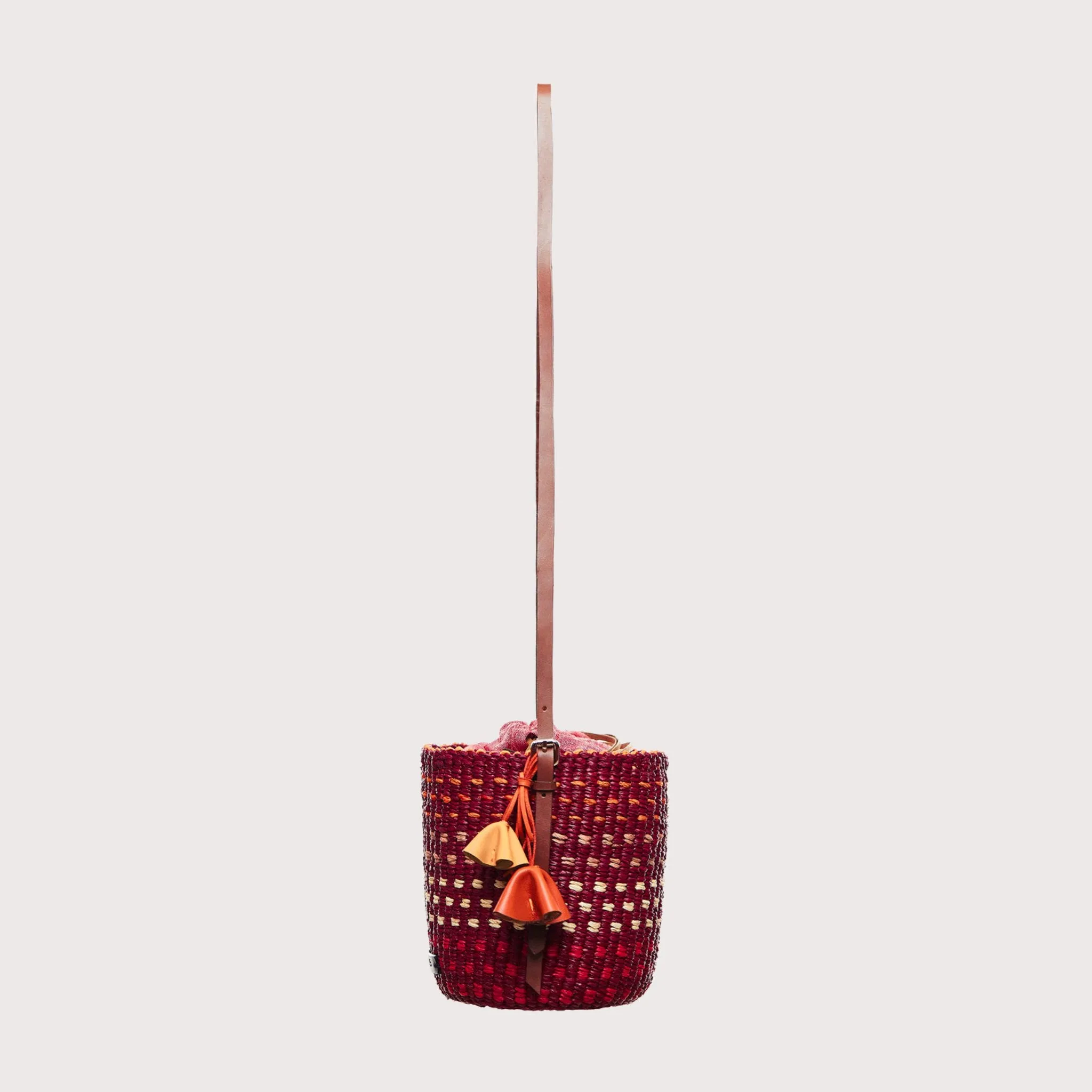Lisi Bucket
