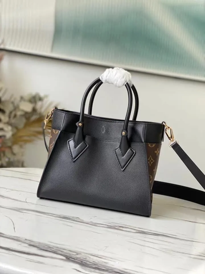 Louis Vuitton- On My Side