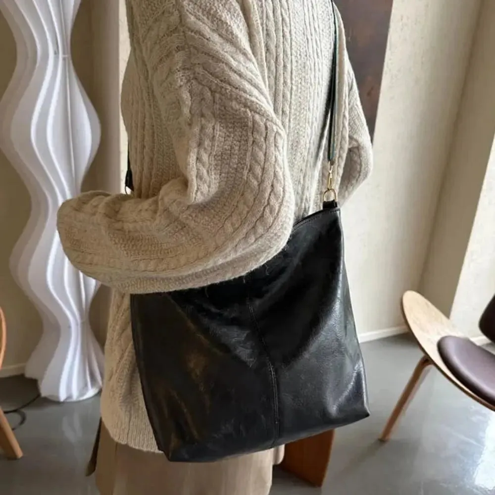 Marissa’s Retro Radiance | Shoulder Bag