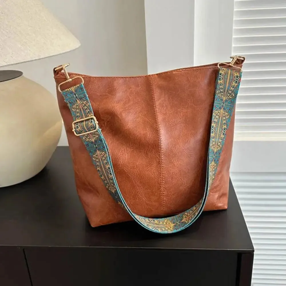 Marissa’s Retro Radiance | Shoulder Bag