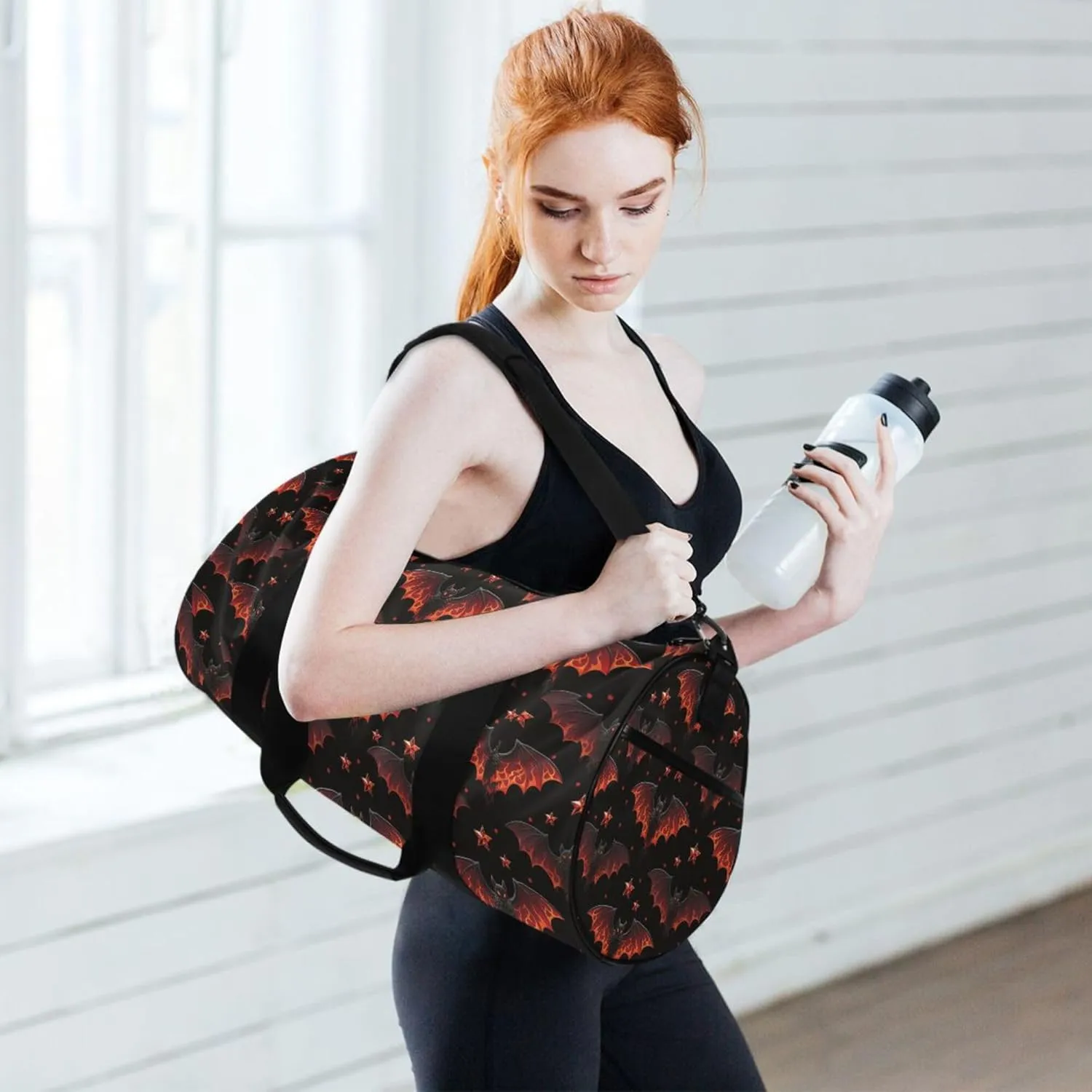 MNSRUU Sports Duffel Bags, Gothic Star Bat Athletic Gym Bag Overnight Workout Travel Tote Luggage for Men Women Yoga