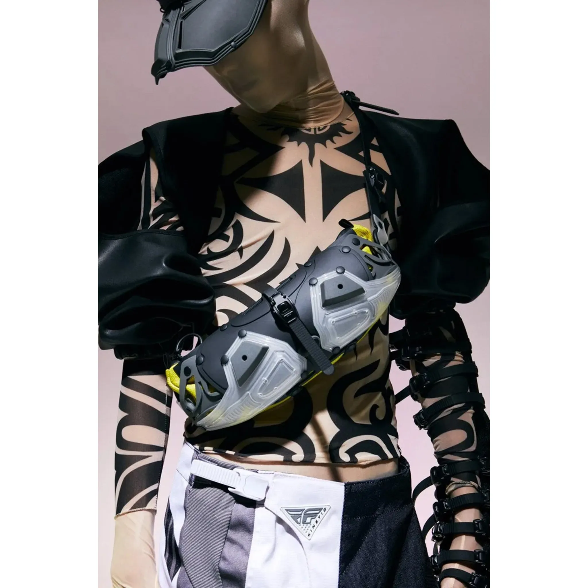 Object I70_CROSS BODY BAG / PATCHWORK-BLACK MATT