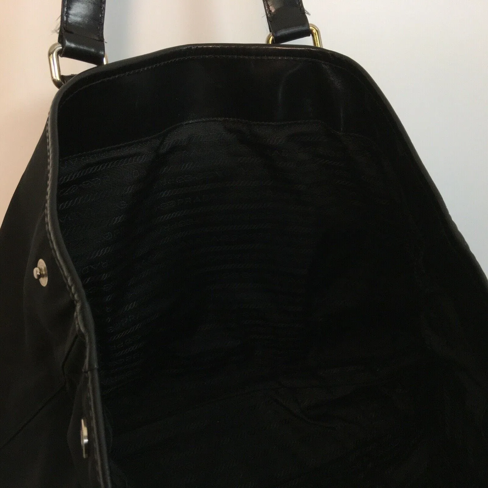 PRADA Women’s Nylon/Leather Expandable Shoulder Tote | Nero (Black) | L | Inner Snaps | Pre-Owned