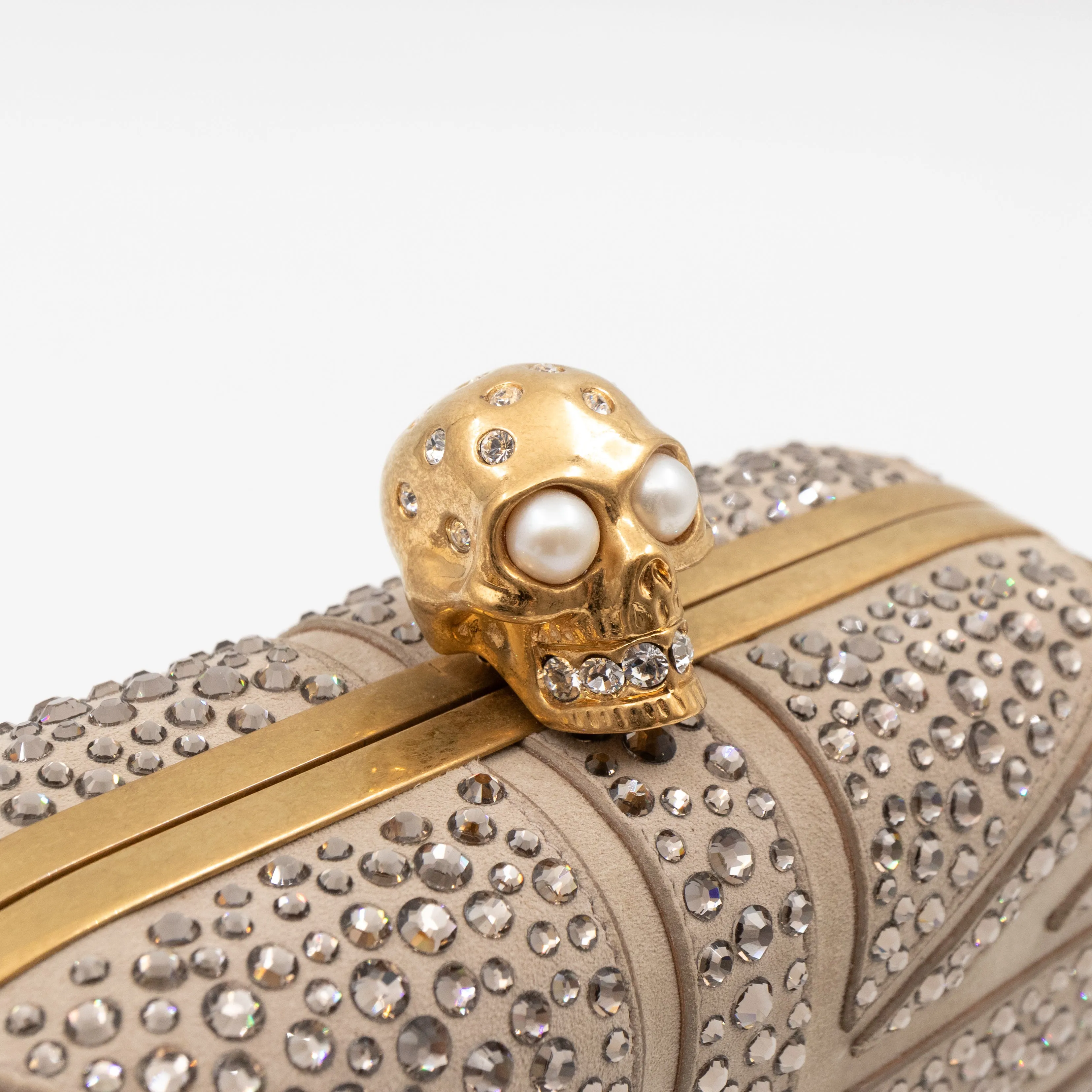 Skull Clutch Britannia Union Jack Crystal Beige Suede