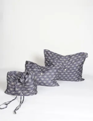 TRAVEL SET