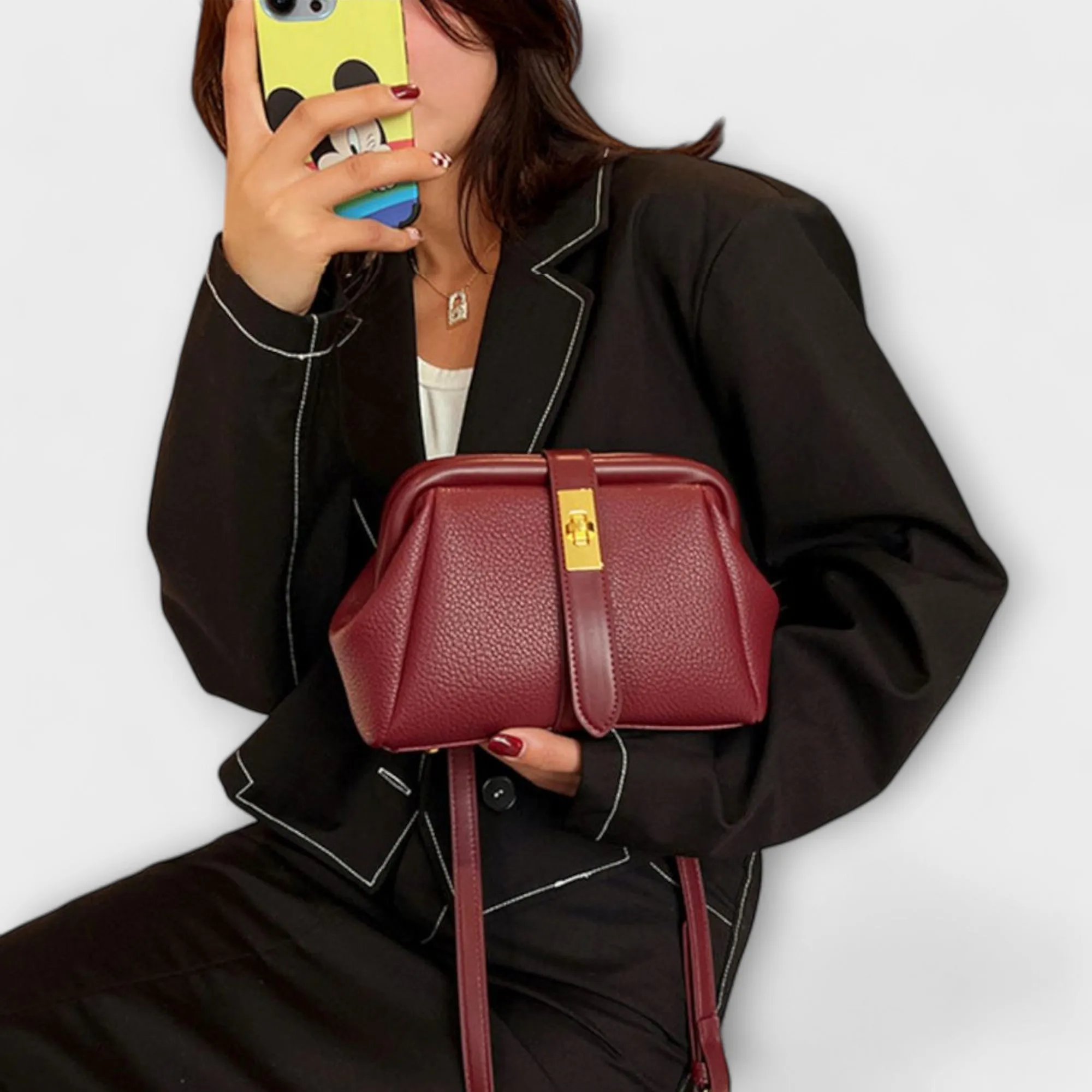 Vintage-Inspired Bag