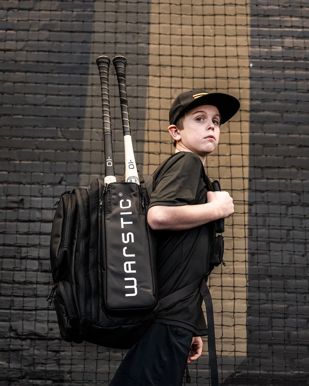 WARRIOR’S SLING BAT PACK (BONE)